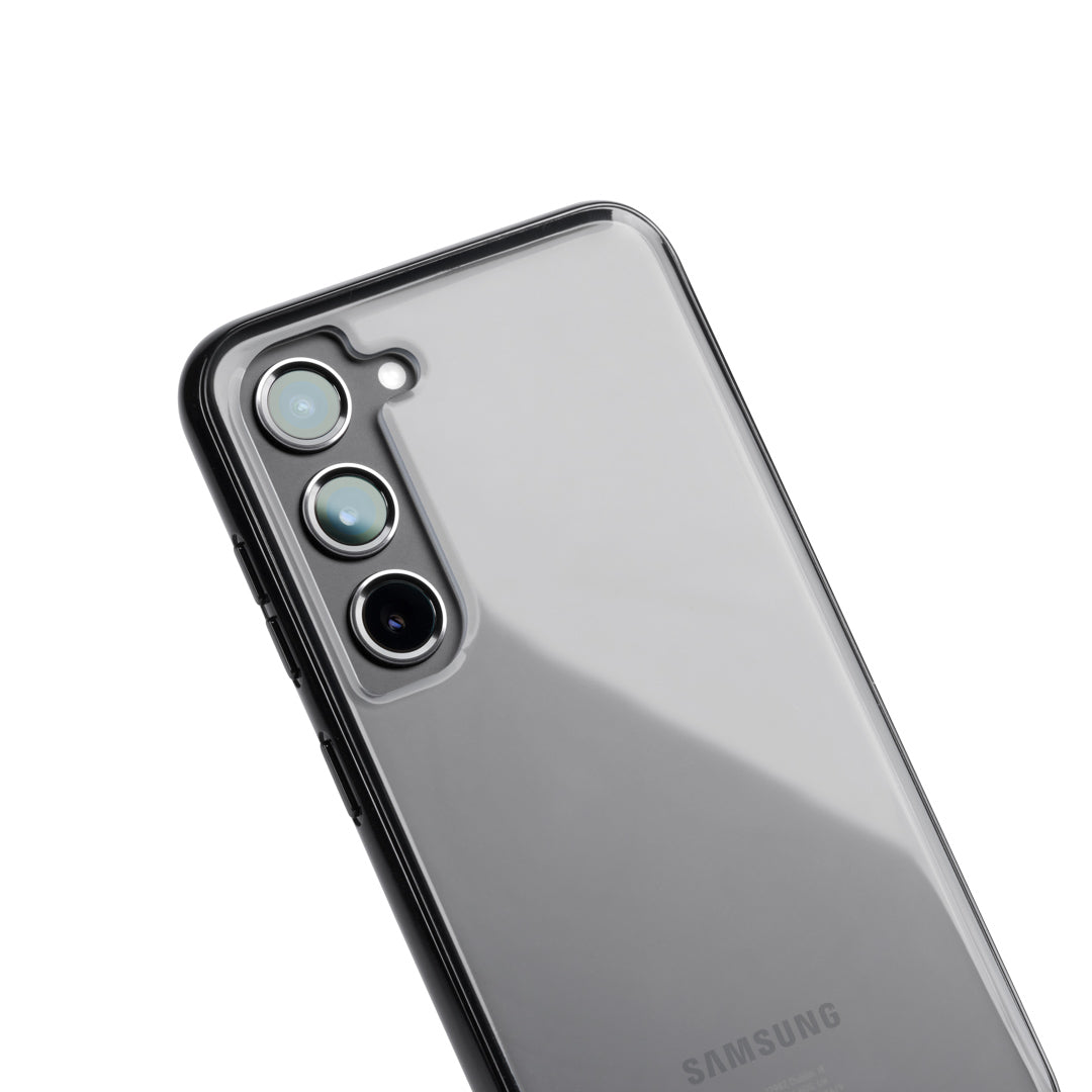 1080x1080_Falling_ClarityS23_Clear_6a03fa8a-ffd7-4abc-83e8-a221dce85c3c