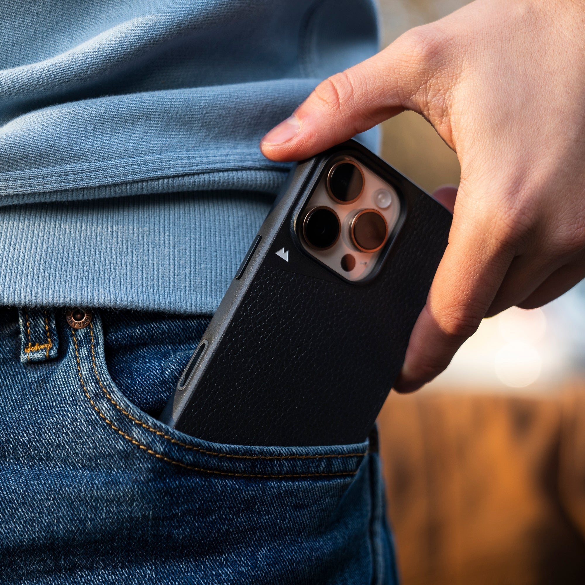 Limitless6.0_ButtonCase_lifestyle_Stills_2000x2000-20_fe28c03b-86ec-4f80-a8b3-89d61b74e7a8